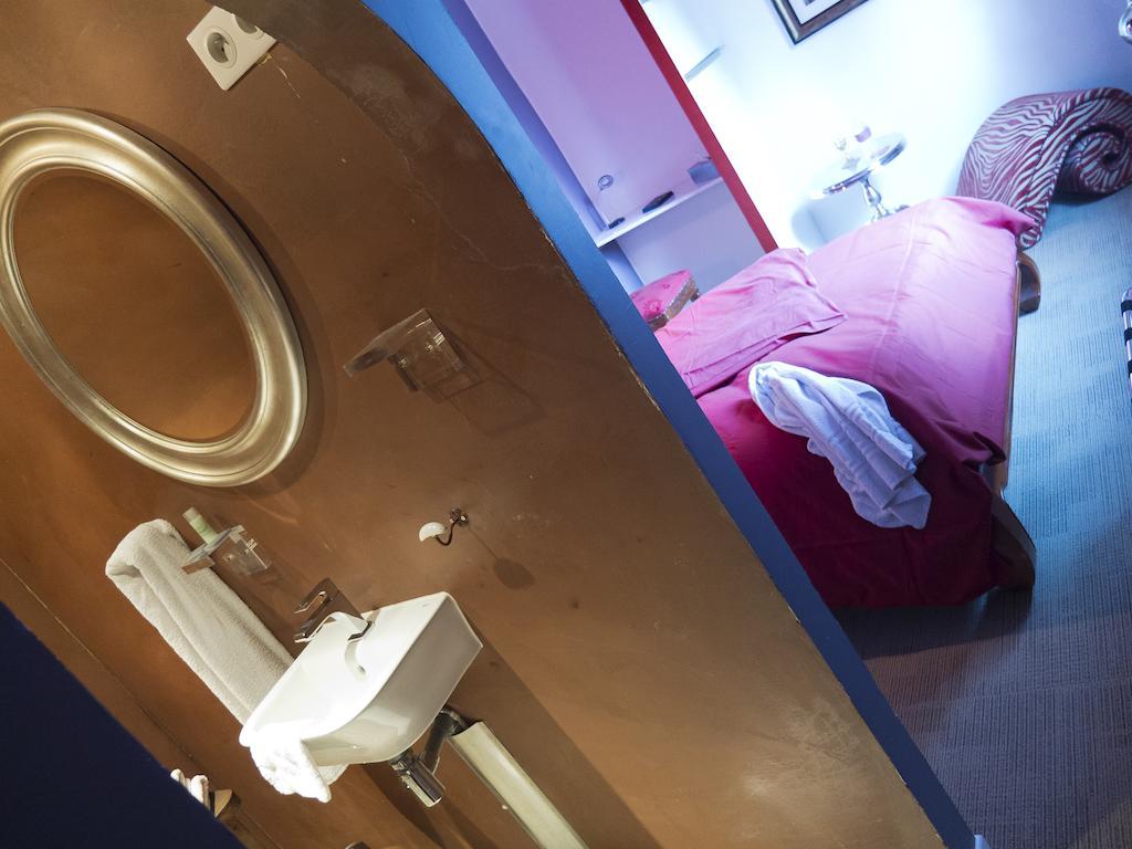 Hotel Au Fil De L'Eau - La Malate Besançon Zimmer foto